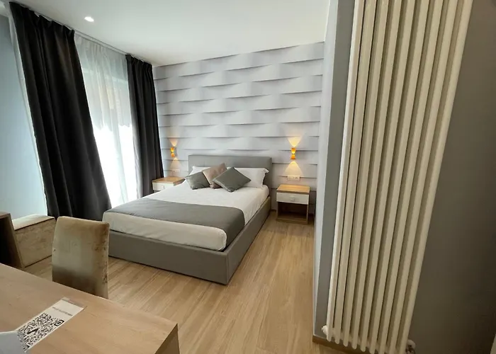 Martini Suite 2 Bari